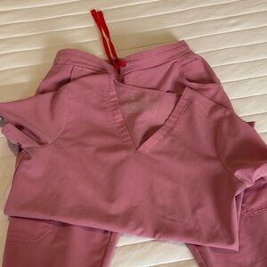 Figs Mauve Pink Scrub Set with Red Drawstrings